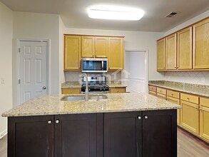 17 Fairgreen Trace in Newnan, GA - Building Photo - Building Photo