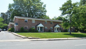 Hilliard Sqaure Apartments