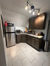 51 Porter St, Unit 3 in Malden, MA - Foto de edificio - Building Photo