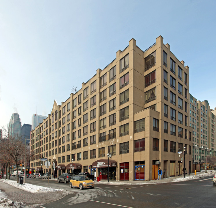 The Esplanade in Toronto, ON - Building Photo