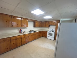 122 Marlboro St, Unit 1B in Keene, NH - Building Photo - Building Photo