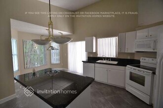 326 NW 47th Terrace in Deerfield Beach, FL - Foto de edificio - Building Photo