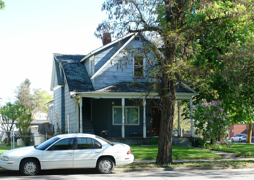 1104 W Maxwell Ave in Spokane, WA - Building Photo