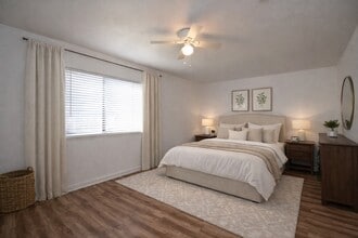 6806 Gettysburg Dr in Richmond, TX - Building Photo - Building Photo