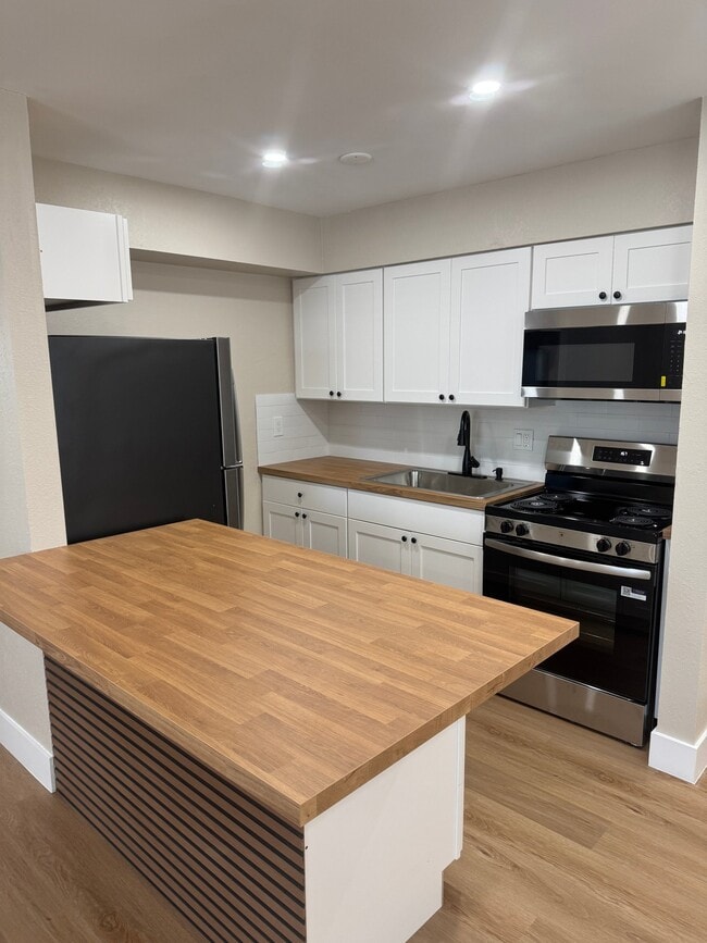 2267 NW 52nd Ct, Unit 2267 in Tamarac, FL - Foto de edificio - Building Photo