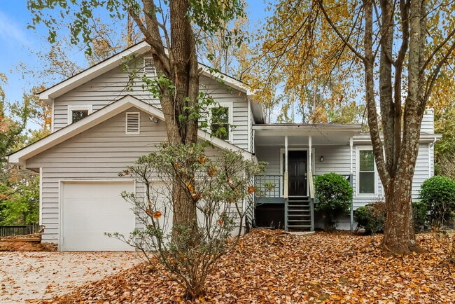 property at 1013 Summer Pl NW