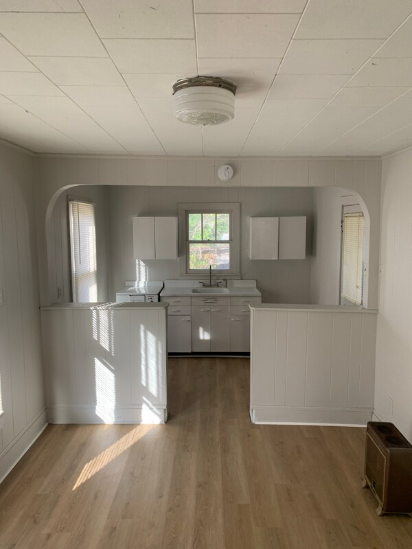 218 Elm St in Greenfield, TN - Foto de edificio - Building Photo