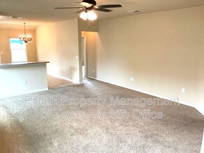 433 Moulins Ln in Georgetown, TX - Building Photo - Building Photo
