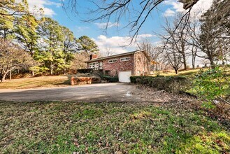 780 Rossview Rd in Clarksville, TN - Building Photo - Building Photo