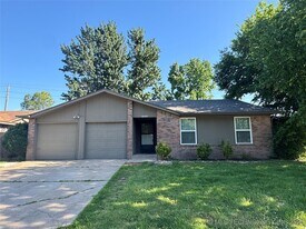 1809 W Galveston St in Broken Arrow, OK - Building Photo