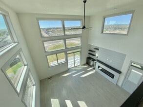 6033 W 30th Ave in Kennewick, WA - Building Photo - Building Photo