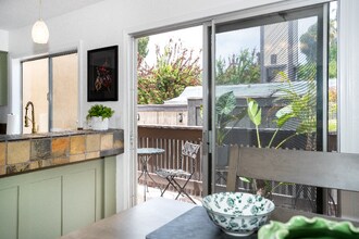 7988 Mission Center Ct in San Diego, CA - Building Photo - Building Photo