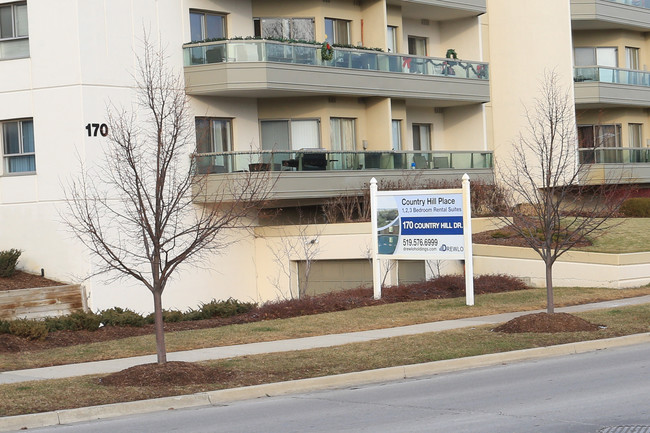 Country Hill Place in Kitchener, ON - Building Photo - Building Photo