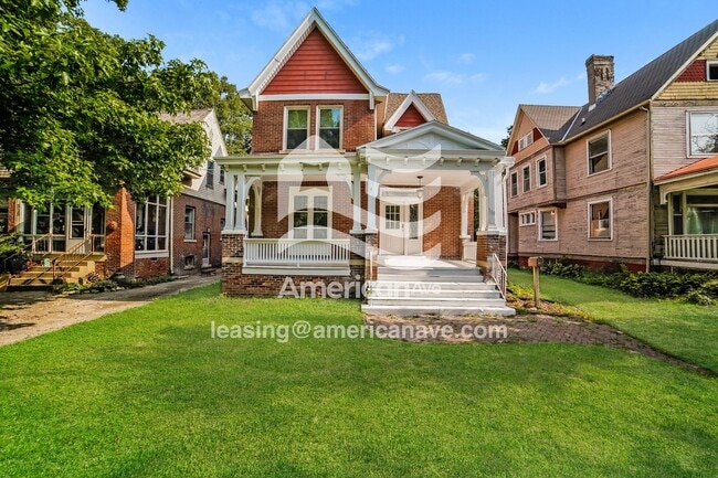 519 E Frye Ave in Peoria, IL - Building Photo - Building Photo