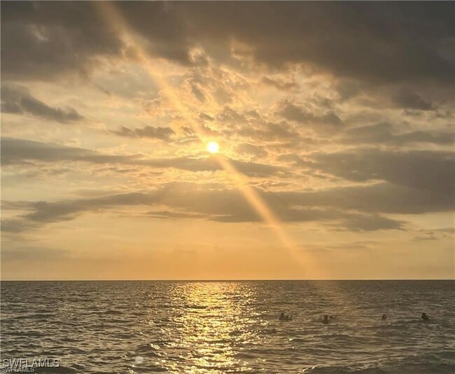 1700 Windy Pines Dr in Naples, FL - Building Photo - Building Photo