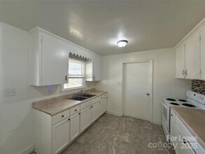 6005 Waxhaw Hwy in Waxhaw, NC - Building Photo - Building Photo