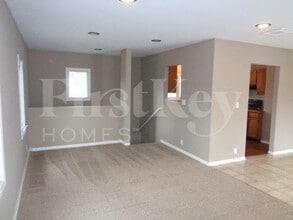 1 Birch St in Carpentersville, IL - Building Photo - Building Photo