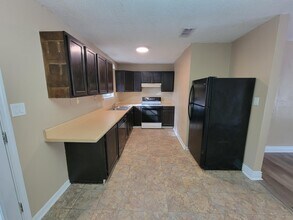 515 Tall Pines St in Crestview, FL - Building Photo - Building Photo