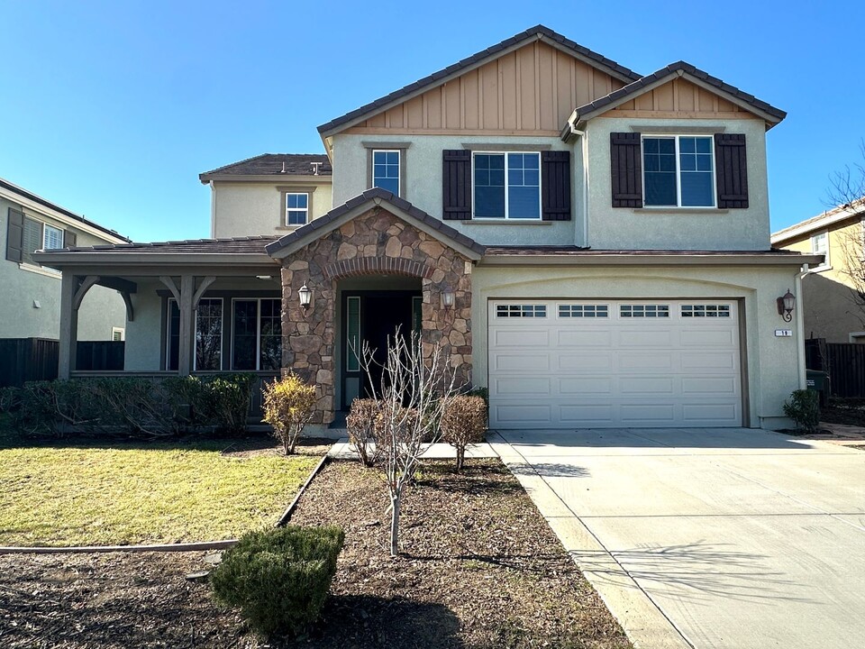 19 Pastoral Ct in Oakley, CA - Building Photo