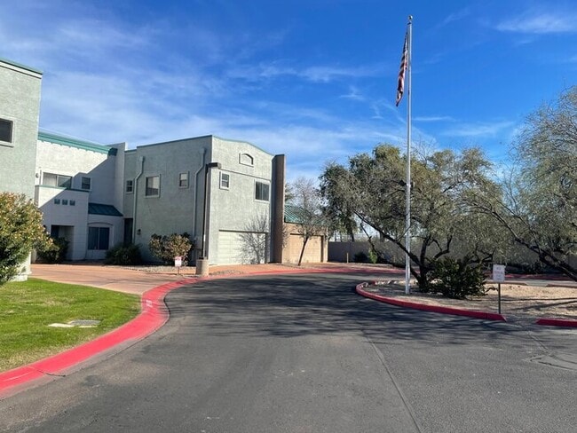 property at 2027 E University Dr