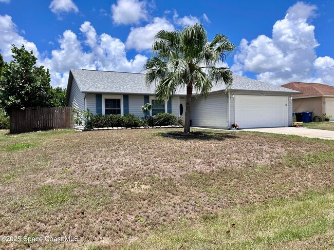 1711 Valcourt St NW in Palm Bay, FL - Building Photo - Building Photo