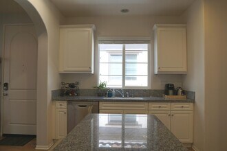 637 Calle Vibrante in Palm Desert, CA - Building Photo - Building Photo