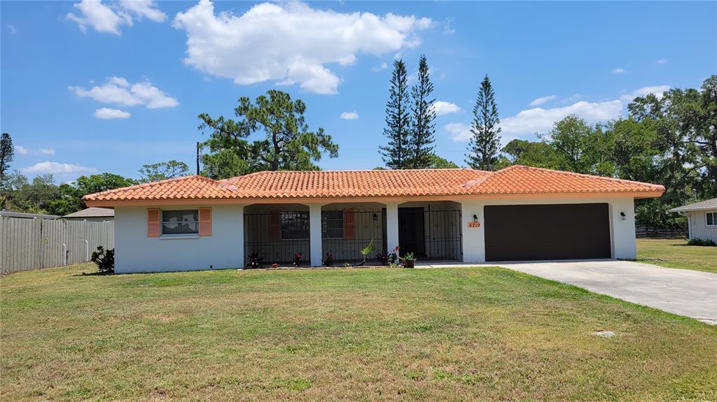 6219 Hollywood Blvd in Sarasota, FL - Building Photo