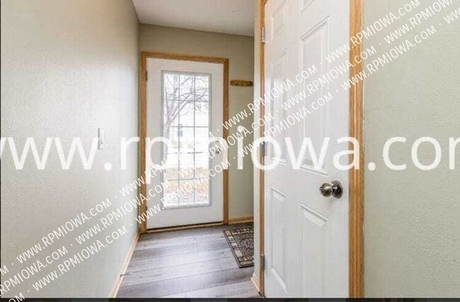 3204 SW Sharmin Ln in Ankeny, IA - Building Photo - Building Photo