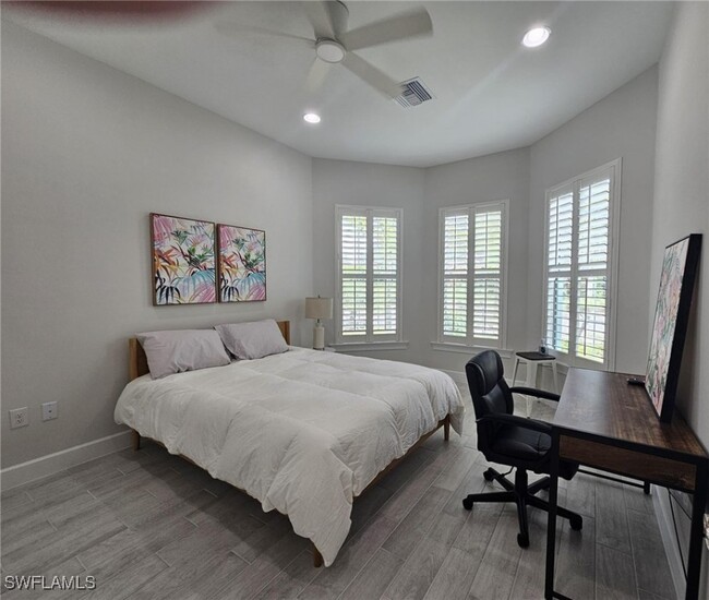 property at 6839 Saona CT