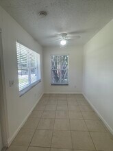 4654 Schall Rd in West Palm Beach, FL - Building Photo - Building Photo