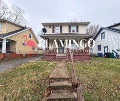 725 Maplehurst Ave in Dayton, OH - Building Photo