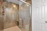 931 Fruitvale Dr photo'