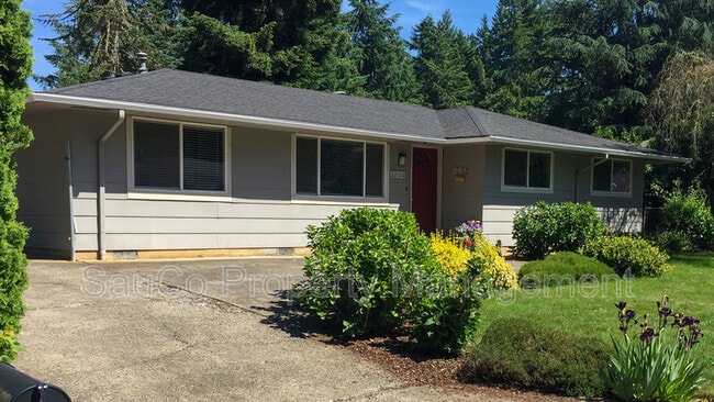 property at 22120 S Leslie Ave
