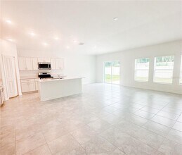 1153 Deepwater Cir in Eagle Lake, FL - Building Photo - Building Photo