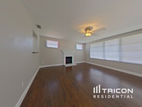 2759 Navel Dr in Clearwater, FL - Building Photo - Building Photo