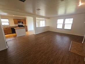 1613 Timber Glen Dr in Bedford, TX - Building Photo - Building Photo