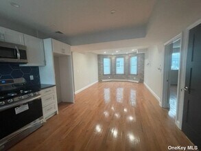 452 5th Ave-Unit -1 in Cedarhurst, NY - Building Photo - Building Photo