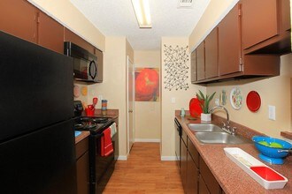 Avistar at the Crest in San Antonio, TX - Foto de edificio - Interior Photo