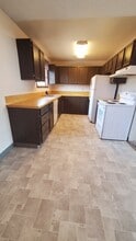 5000 Gatewood Dr, Unit 5000 Gatewood in Klamath Falls, OR - Building Photo - Building Photo