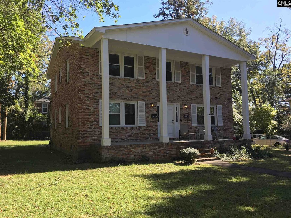 1200 Maple St in Columbia, SC - Foto de edificio