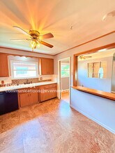 4010 Merrick St in Dearborn Heights, MI - Building Photo - Building Photo