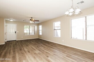 1706 W Lydia Ln in Phoenix, AZ - Building Photo - Building Photo