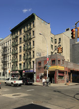 358-360 Broome St in New York, NY - Building Photo - Building Photo