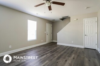 1811 Savannas Run Dr in Greensboro, NC - Building Photo - Building Photo