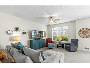 2145 Old School Rd in Mound, MN - Building Photo - Building Photo