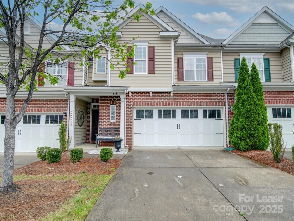 6831 Maricopa Rd in Charlotte, NC - Building Photo