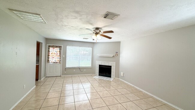 property at 503 Willow W Dr