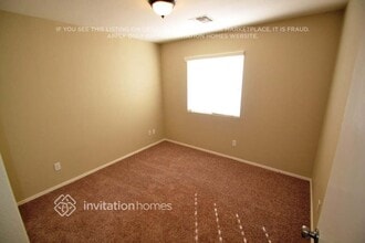 5858 E Hoover Ave in Mesa, AZ - Building Photo - Building Photo