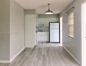 1710 Madison St in Hollywood, FL - Building Photo - Building Photo