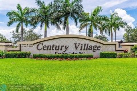 150 SW 134th Way in Pembroke Pines, FL - Building Photo